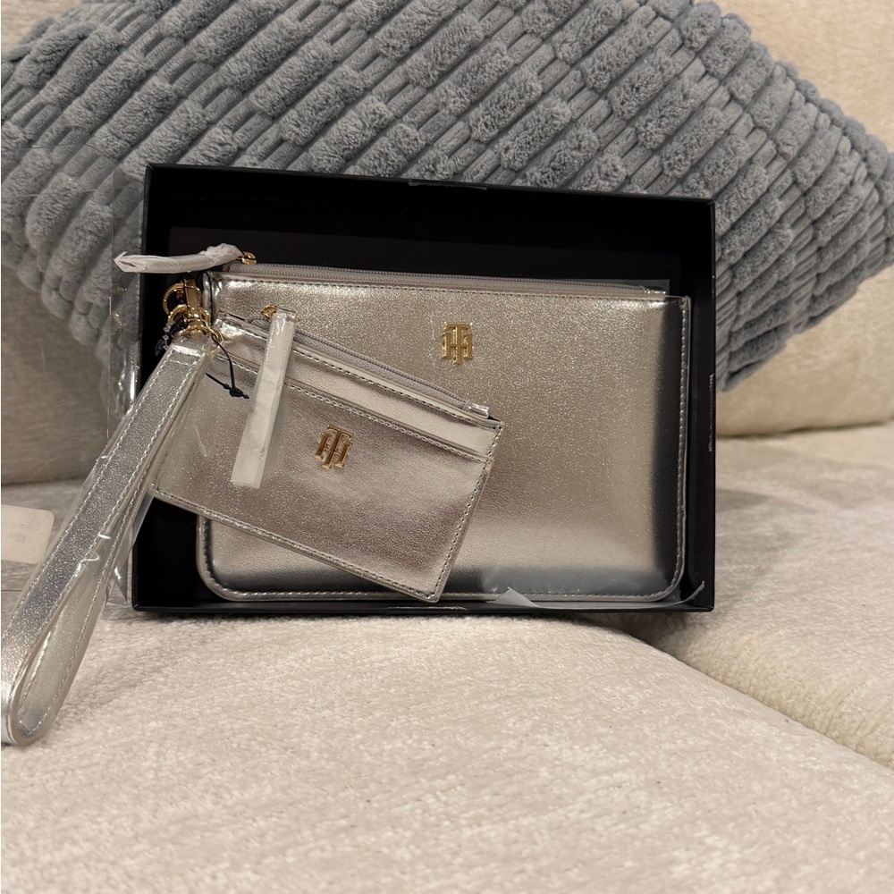 Silver Metallic Wristlet and Card Holder Set